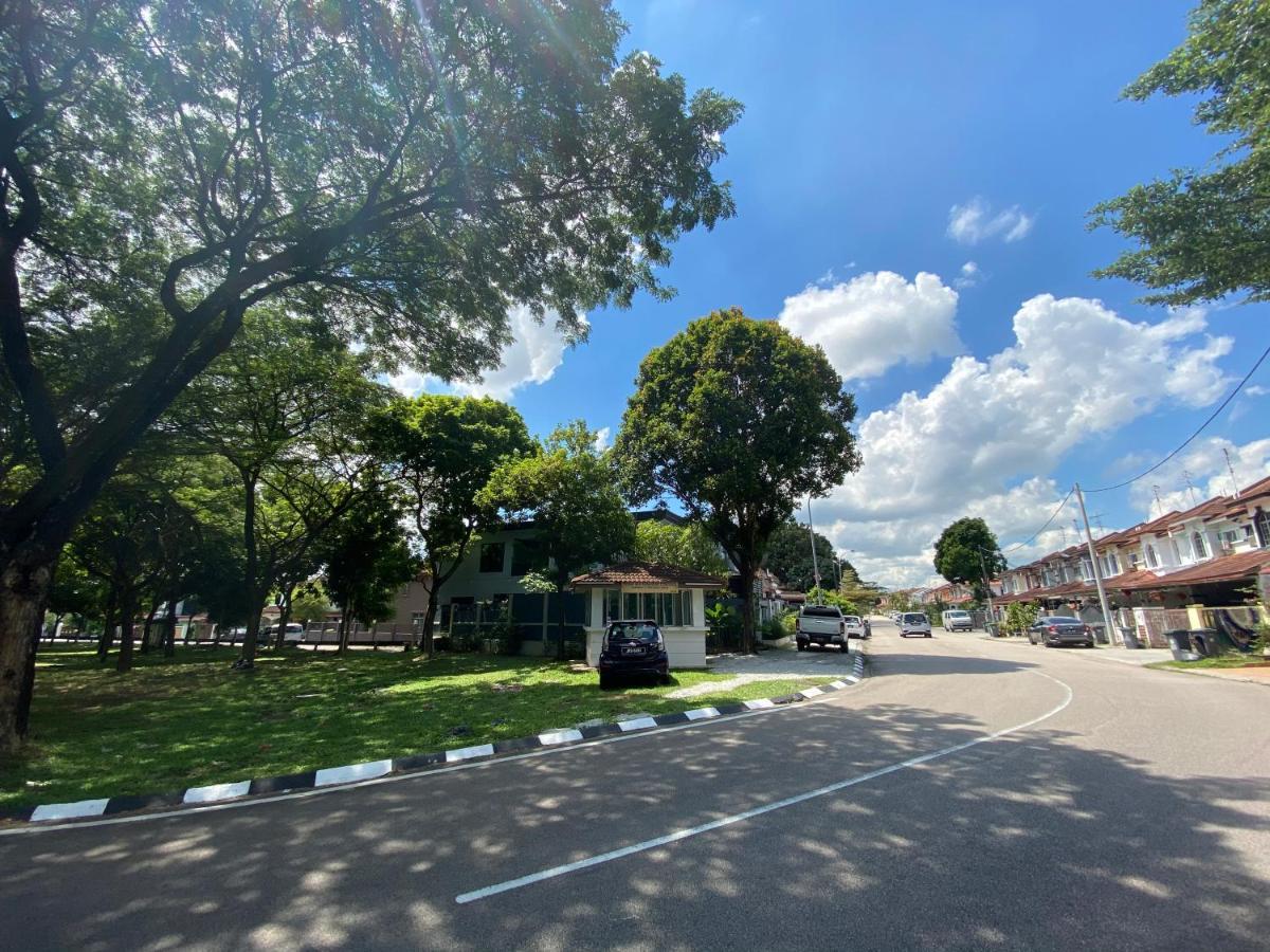 Oneriimba Private Pool & Garden Residence Johor Bahru Kültér fotó